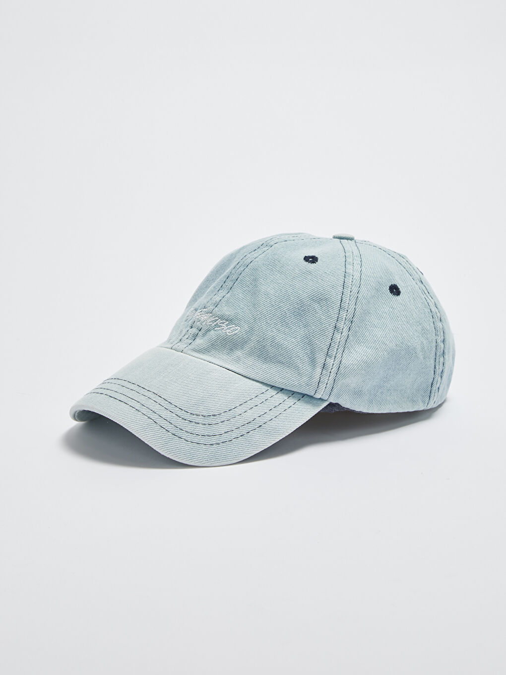 قبعة مطرزة للسيدات-2