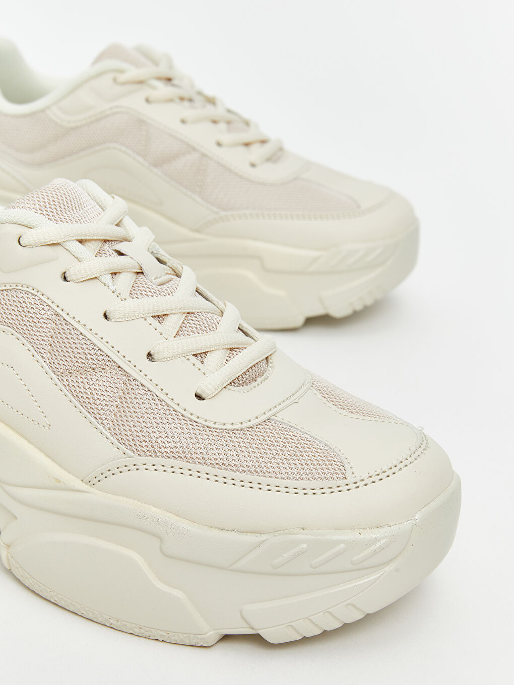 თასმებიანი ქალებისთვის სპორტული ფეხსაცმელი-2