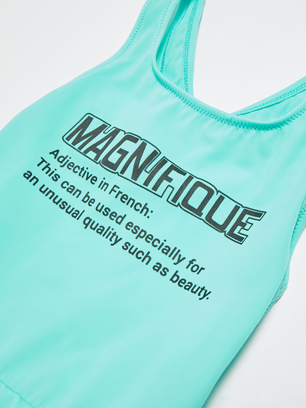 Момичешки бански костюм с пола и принт с букви, изработен от еластична материя-3