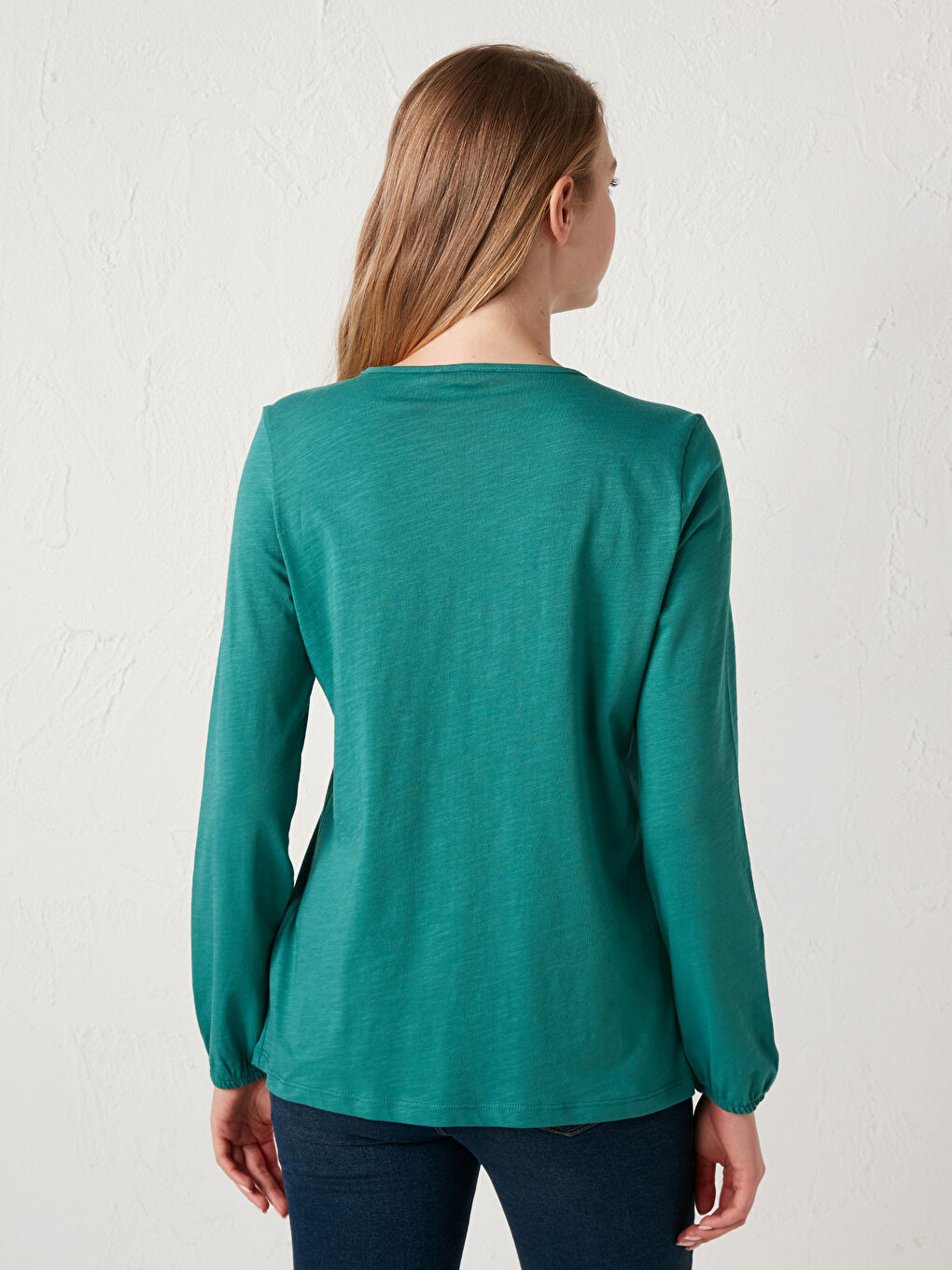 بلوزة كم طويل قطن بياقة مربوطة مطرزة للسيدات-4