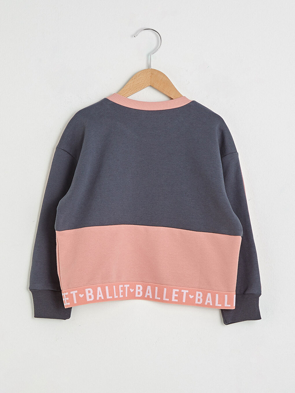 LCW Kids Rundhalsausschnitt Ballett Buchstaben Druck Langarm Mädchen Sweatshirt -S1BA35Z4-GD6