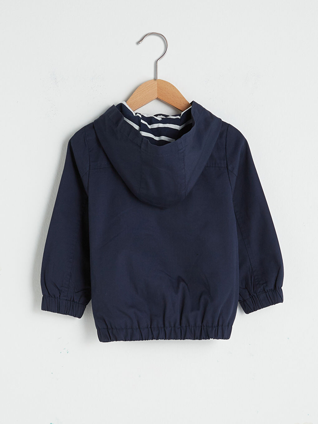 Капюшонды ұзын жеңді негізгі балаға арналған найзағайлы куртка-1