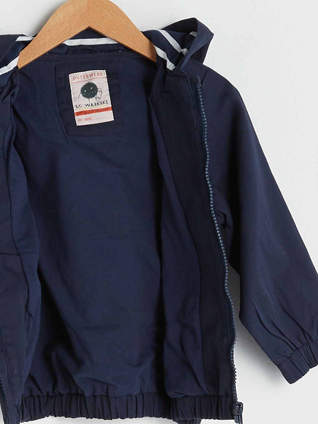 Капюшонды ұзын жеңді негізгі балаға арналған найзағайлы куртка-2