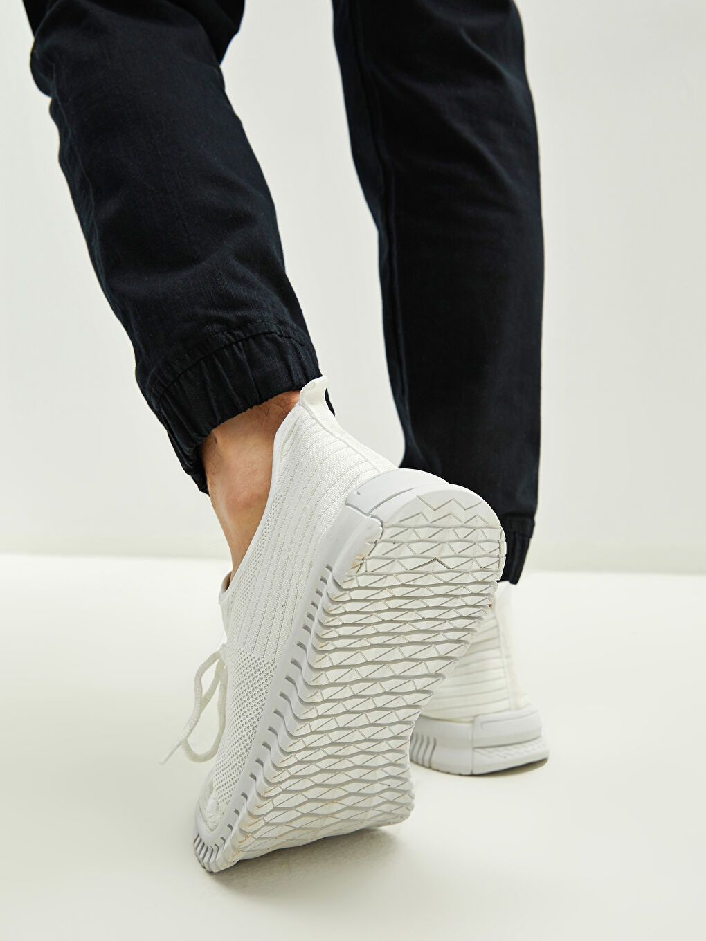 Beyaz File Detaylı Bağcıklı Erkek Spor Ayakkabı-1