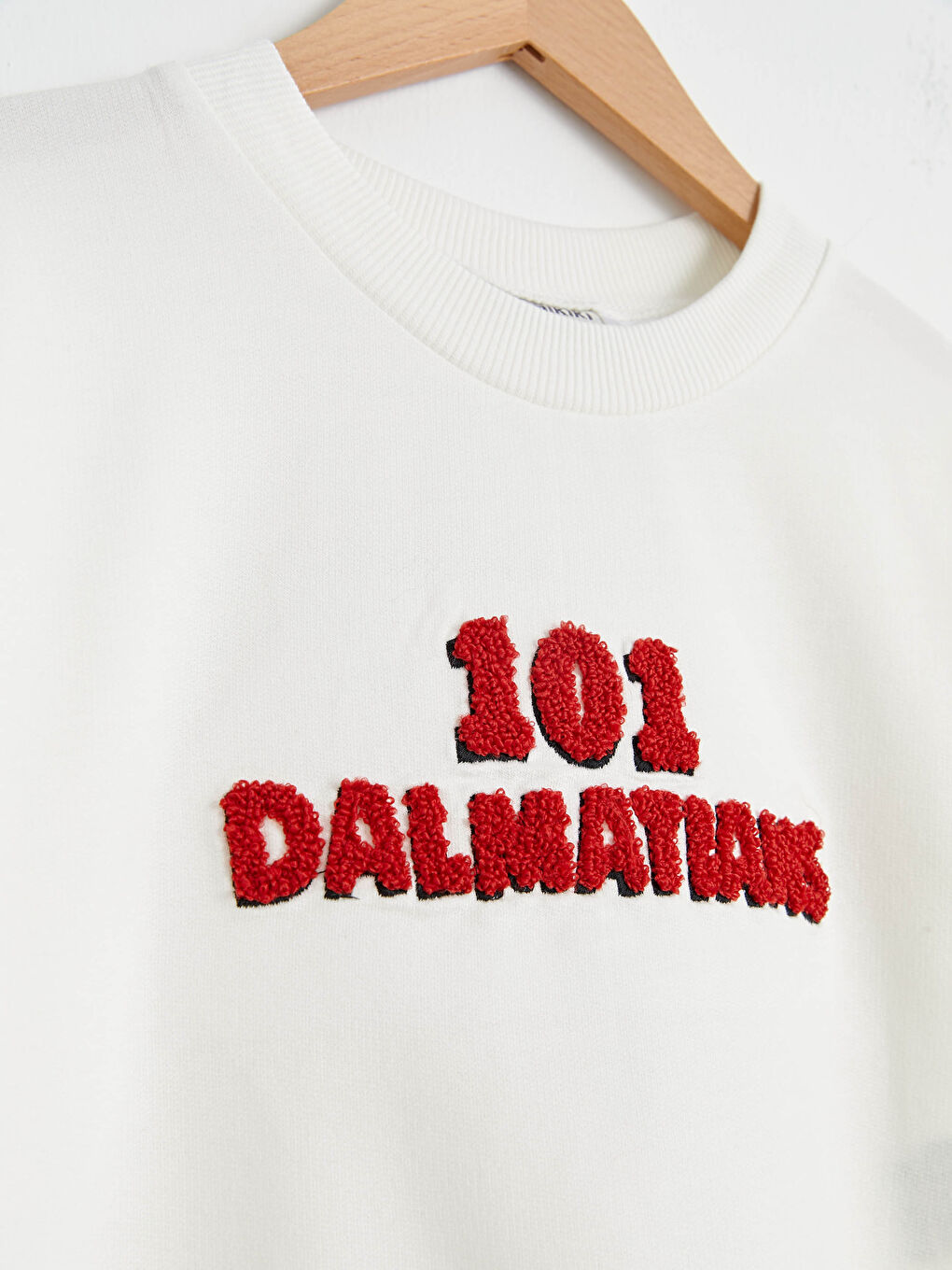 Ekru Bisiklet Yaka 101 Dalmaçya Baskılı Kız Çocuk Sweatshirt-2