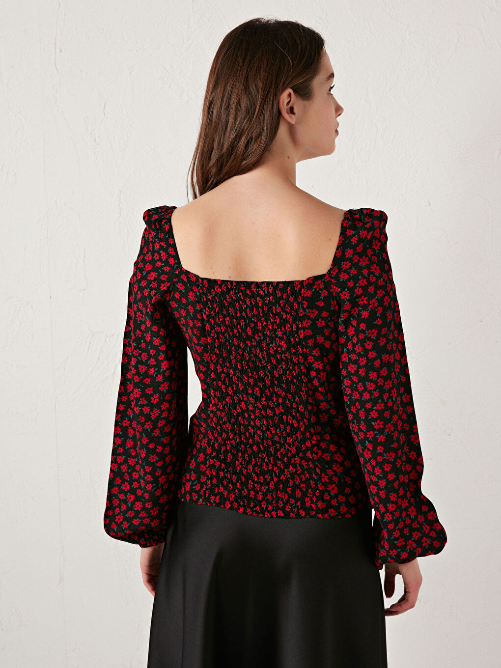 Siyah Desenli Balon Kol Viskon Bluz-4