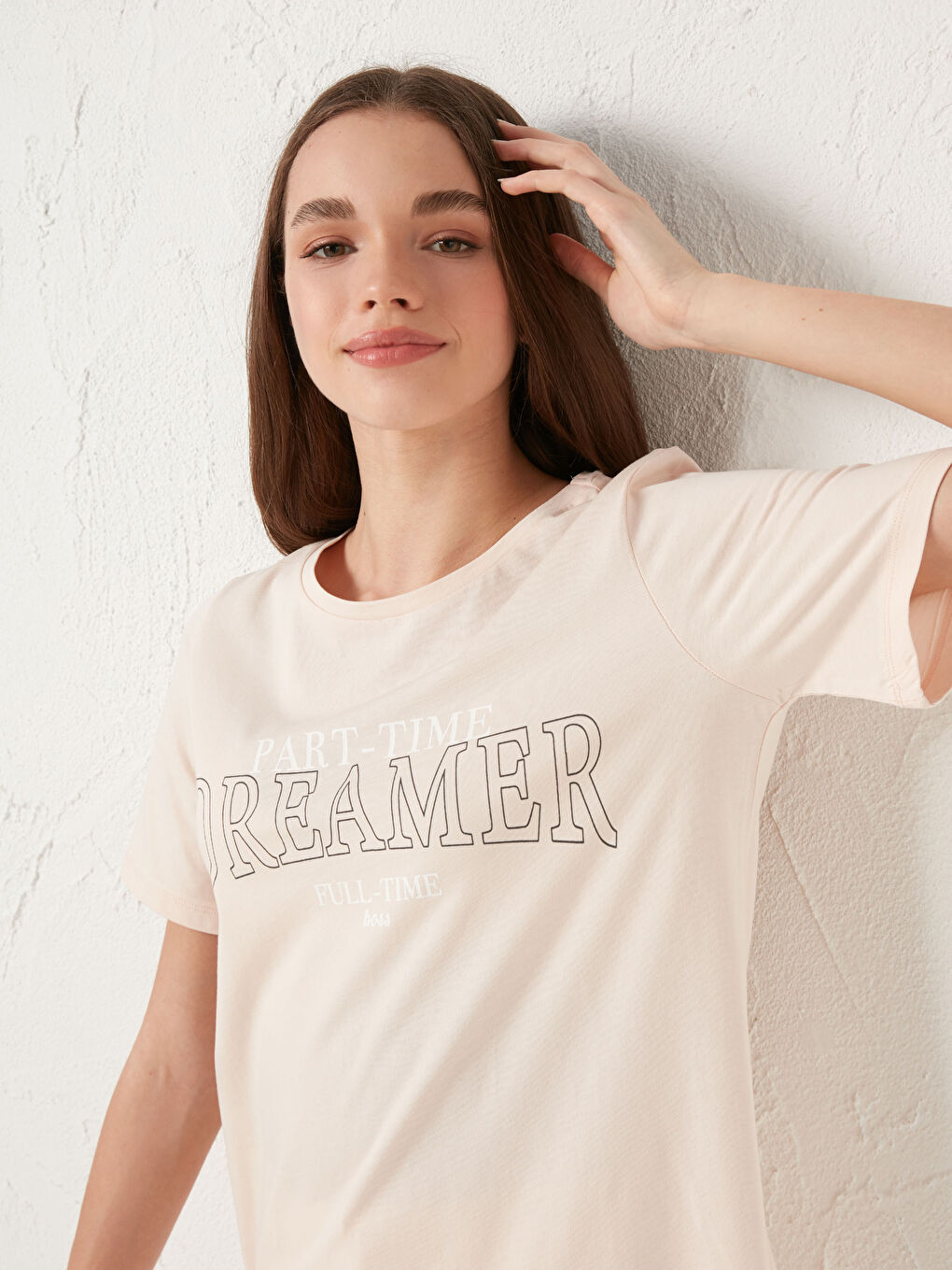 Женская футболка из хлопка с коротким рукавом, круглым вырезом и принтом-3