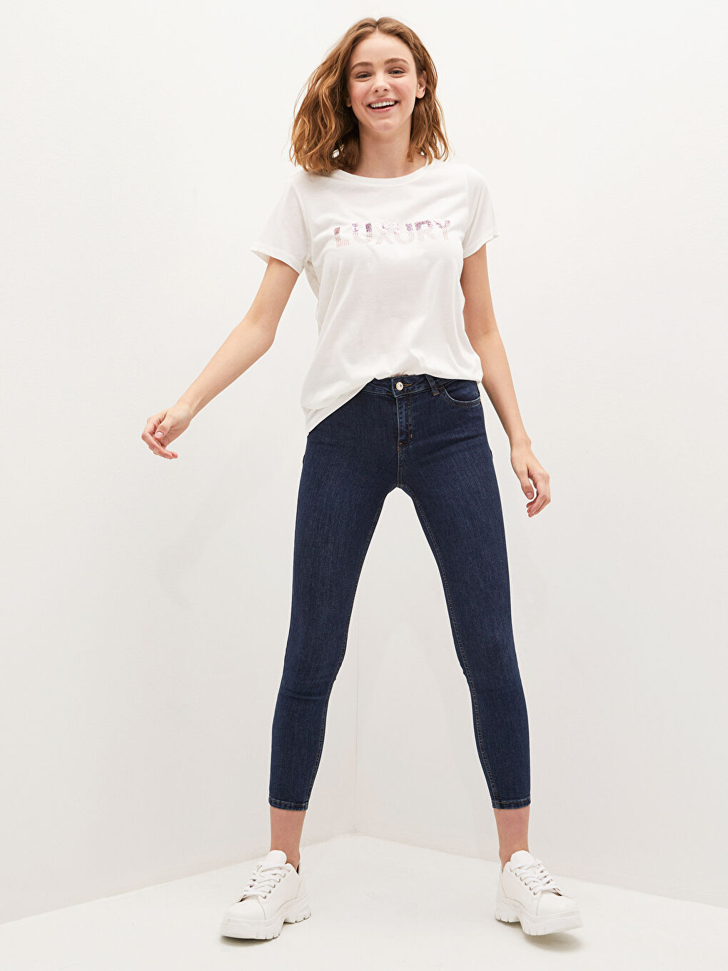 Ekru Slogan Baskılı Bisiklet Yaka Tişört-2