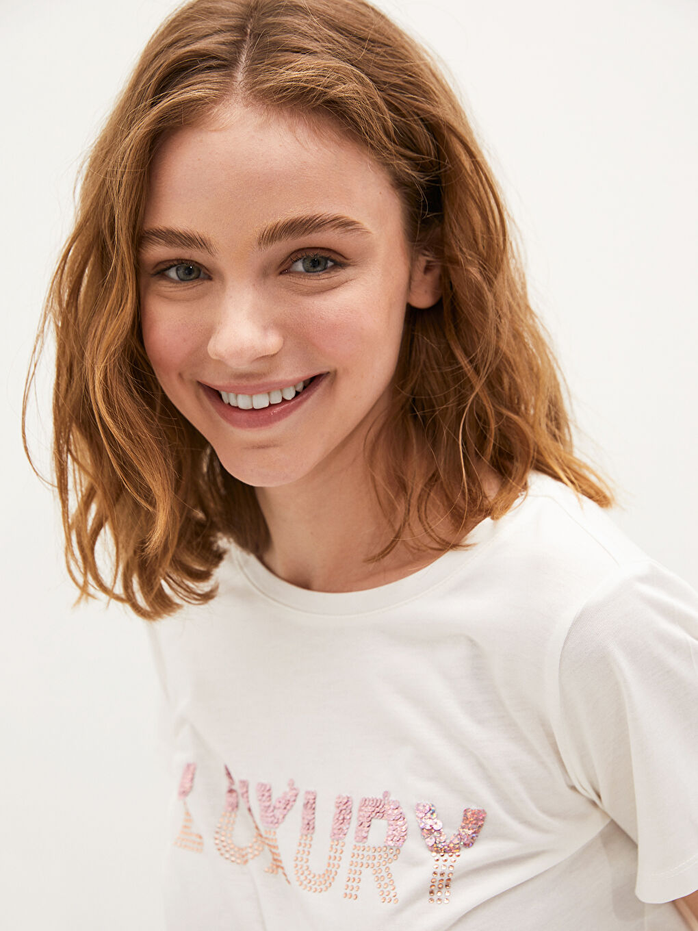 Ekru Slogan Baskılı Bisiklet Yaka Tişört-1