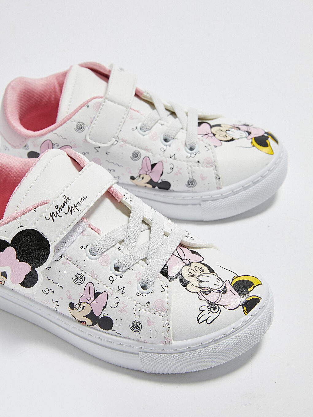 LCW STEPS Licencirane dečije patike Minnie Mouse -S1BH04Z4-LU7