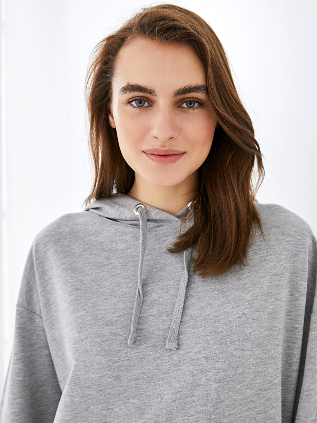 Baumwoll-Sweatshirt-Tunika für Damen mit Kapuze-2