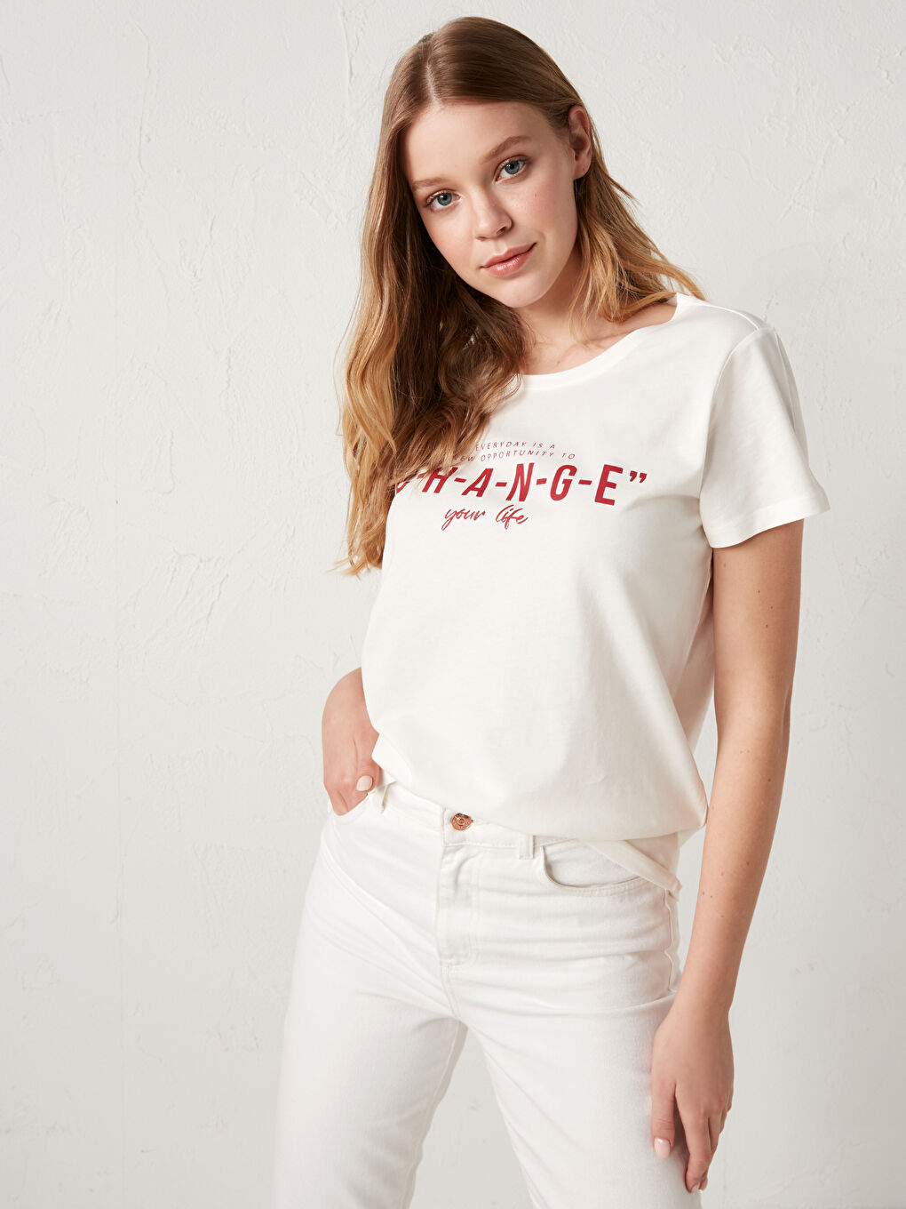 Beyaz Slogan Baskılı Bisiklet Yaka Tişört-5