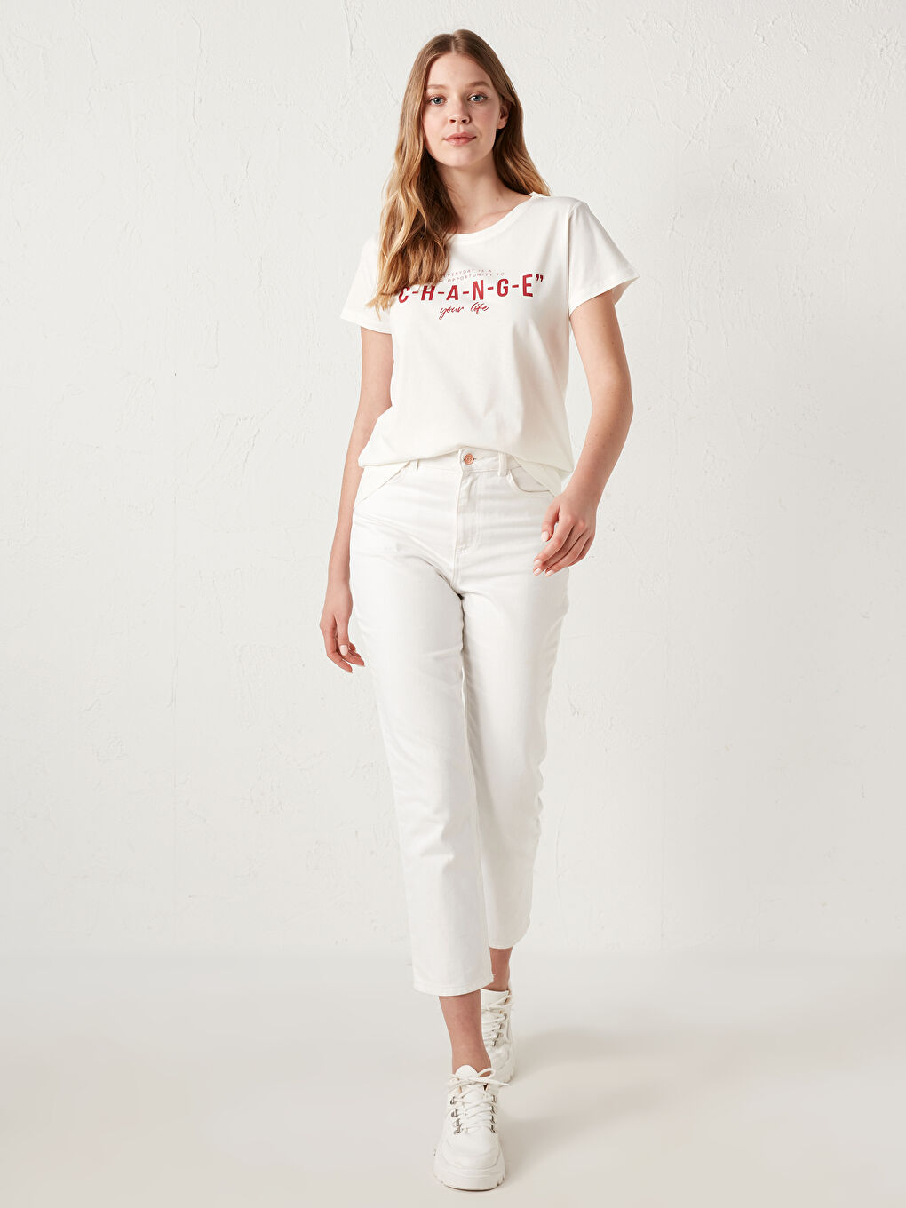 Beyaz Slogan Baskılı Bisiklet Yaka Tişört-7