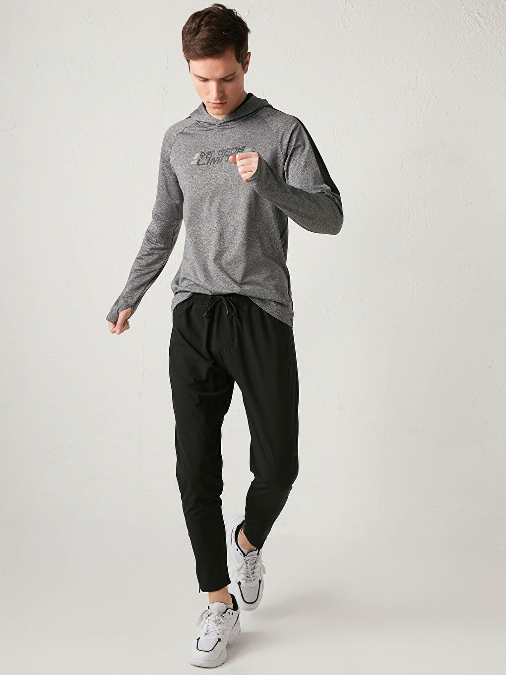 Siyah Standart Kalıp Aktif Spor Erkek Eşofman Altı-1