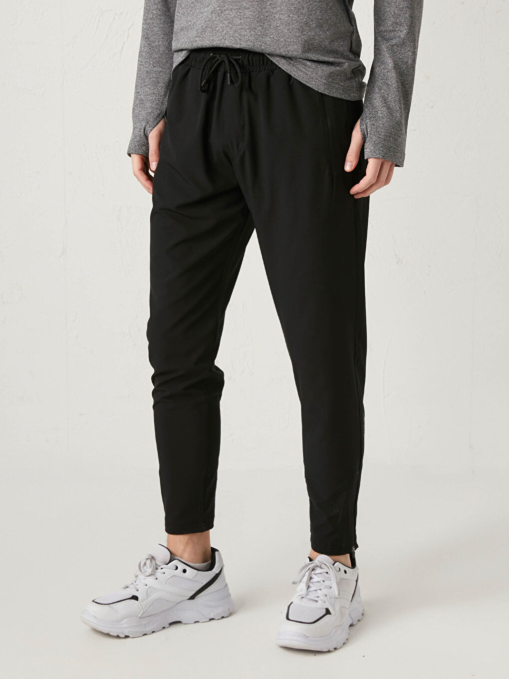 Siyah Standart Kalıp Aktif Spor Erkek Eşofman Altı-2