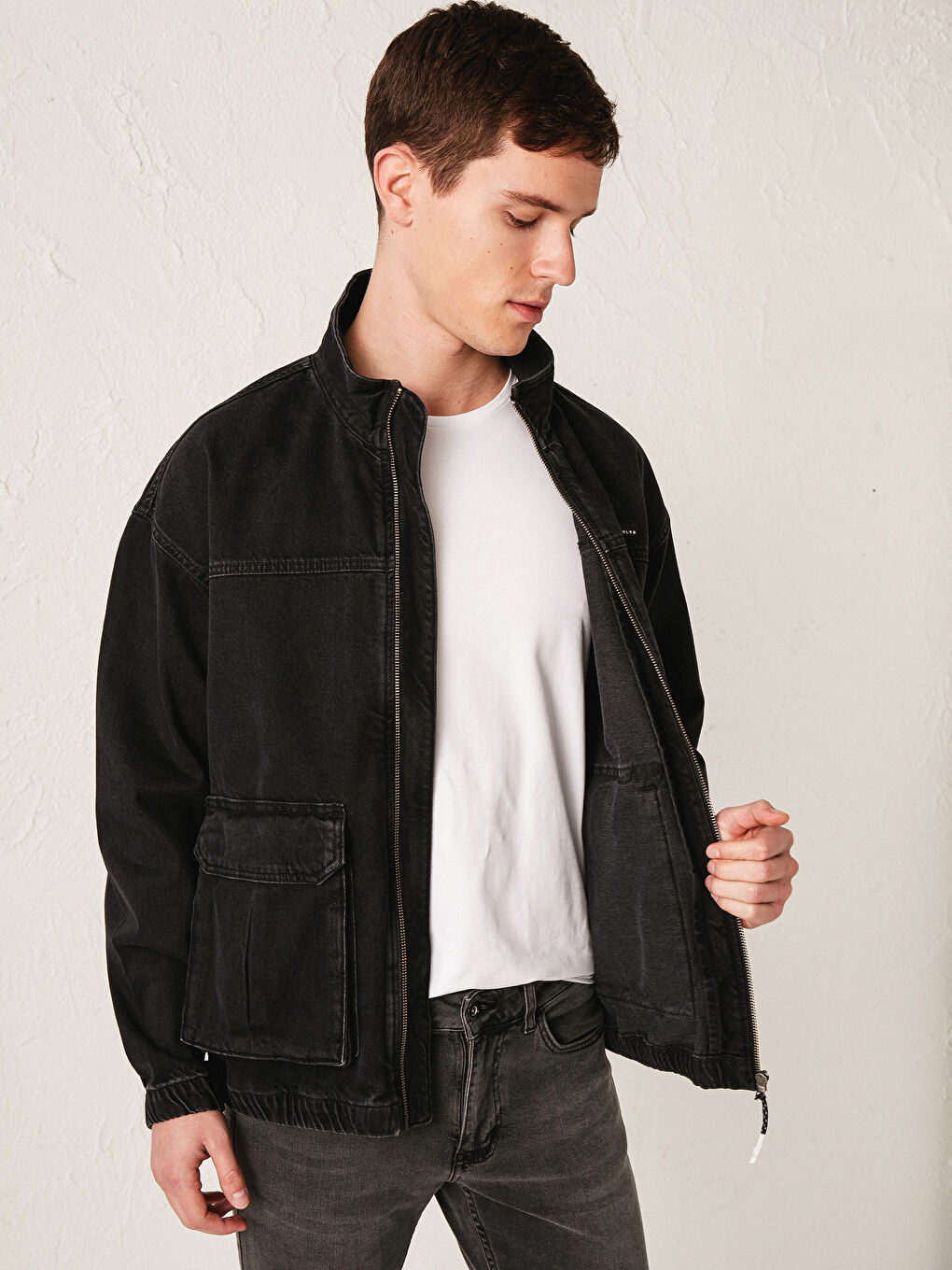 جاكيت جينز واسع للرجال-13