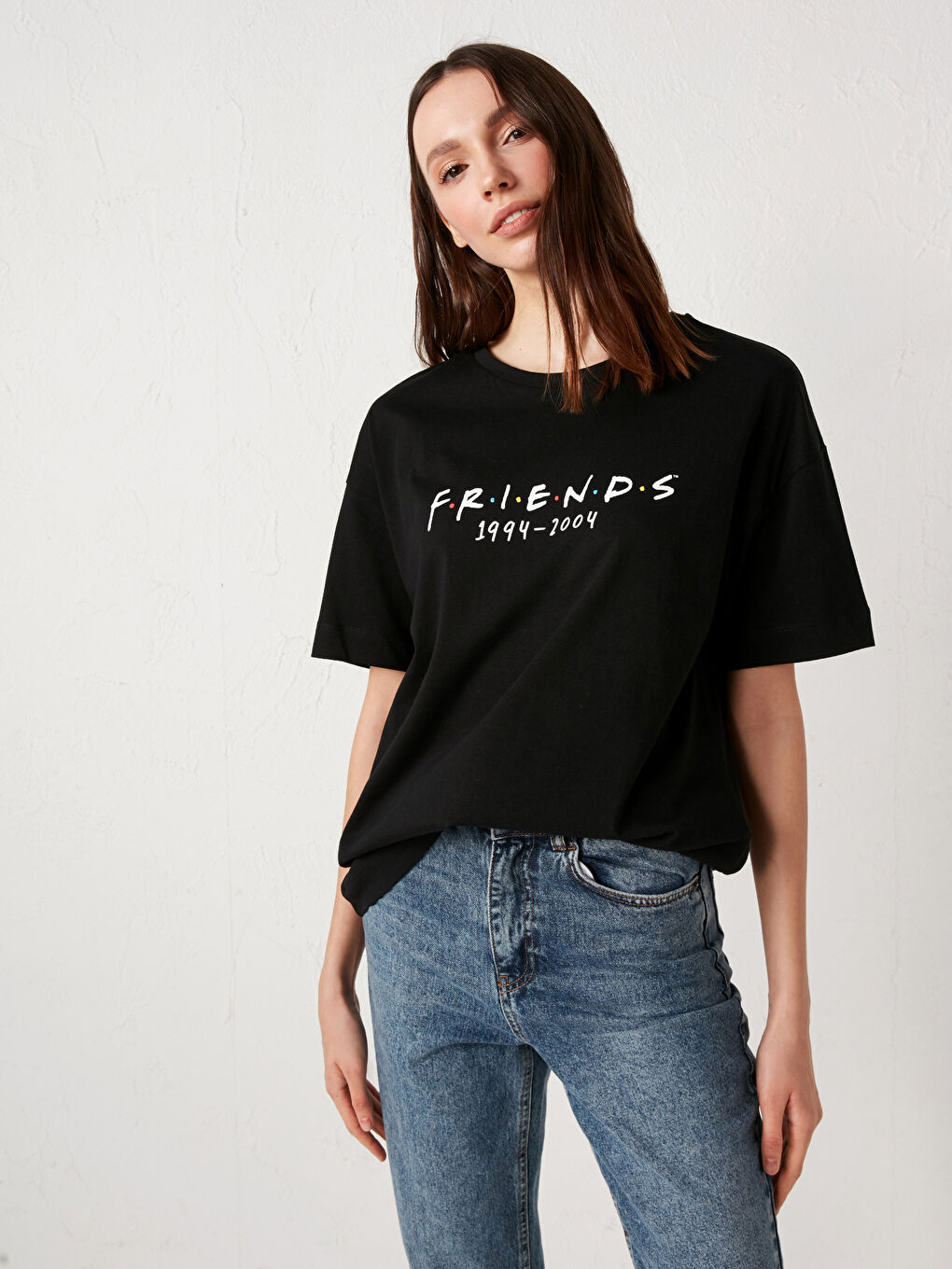 Siyah Bisiklet Yaka Friends Baskılı Pamuklu Tişört-1