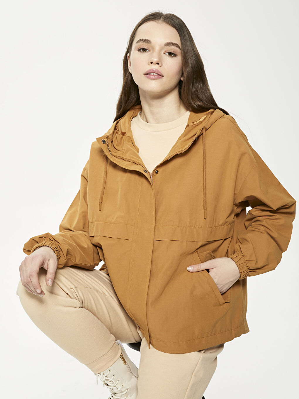 LCW Vision Kapuzenmantel Für Damen Mit Langen Ärmeln Und Schmaler Passform -S1BL03Z8-JJL
