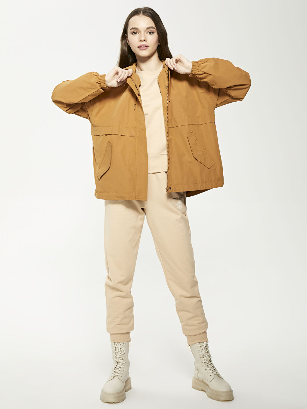 LCW Vision Kapuzenmantel Für Damen Mit Langen Ärmeln Und Schmaler Passform -S1BL03Z8-JJL