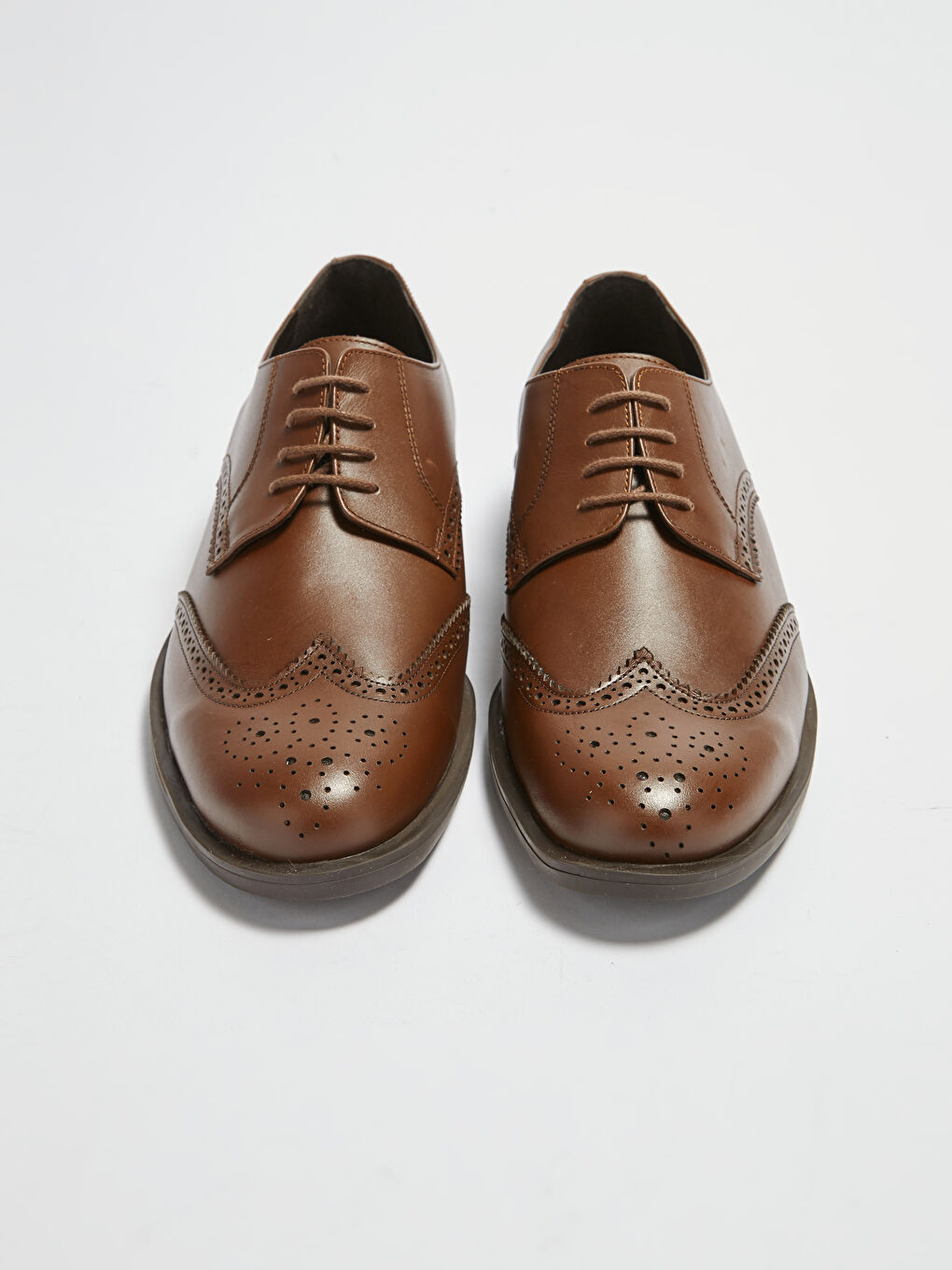 أحذية كلاسيكية جلدية بأربطة للرجال-1