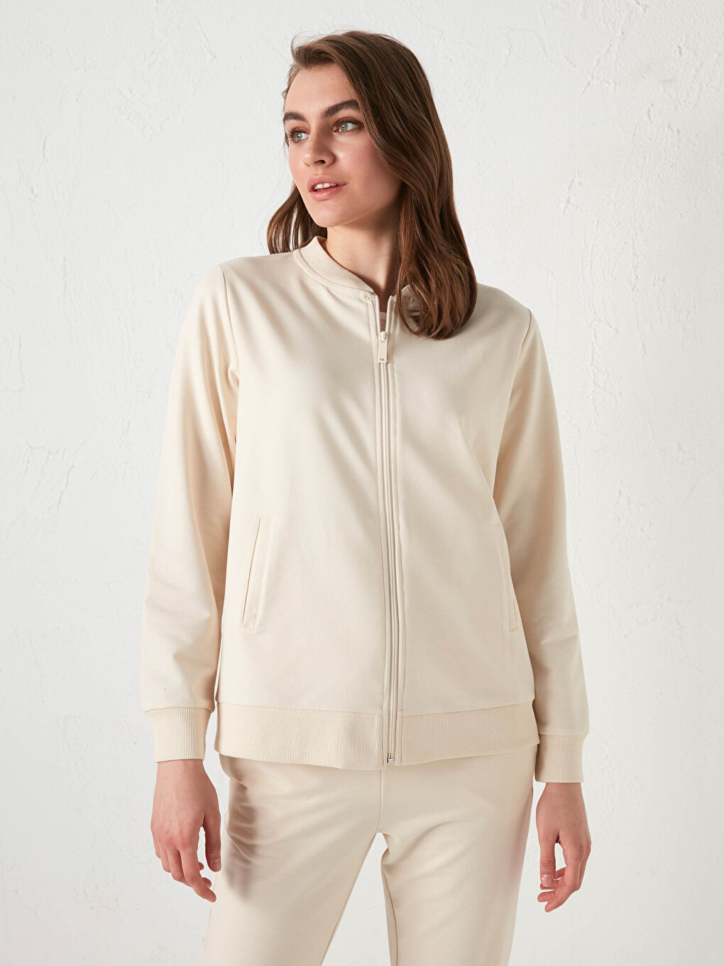 Ekru Kolej Yaka Düz Uzun Kollu Kadın Hırka