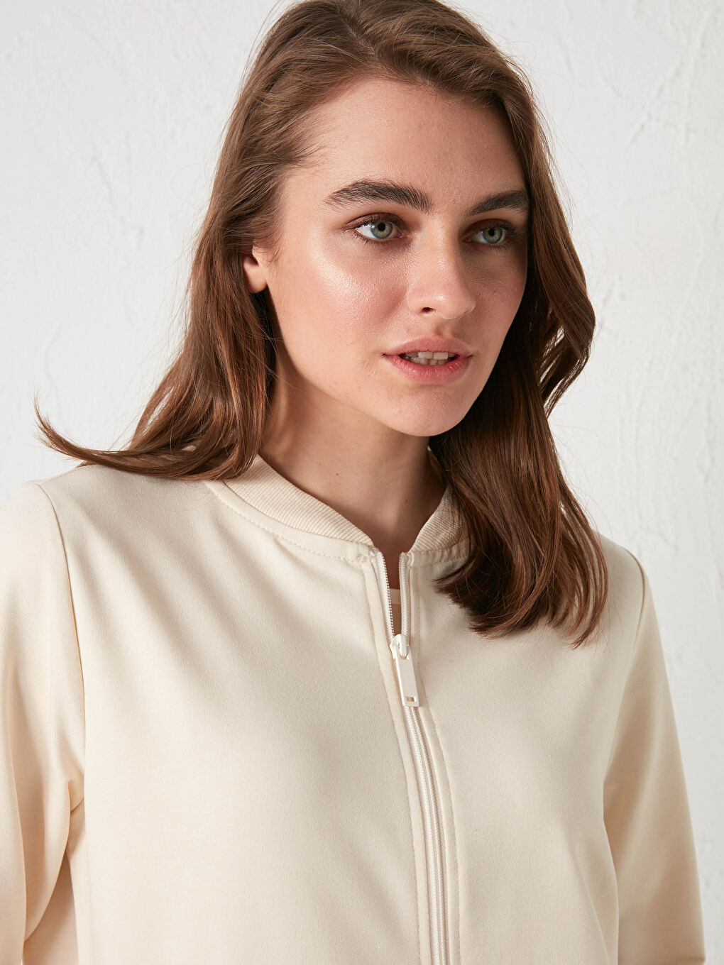 Ekru Kolej Yaka Düz Uzun Kollu Kadın Hırka-2