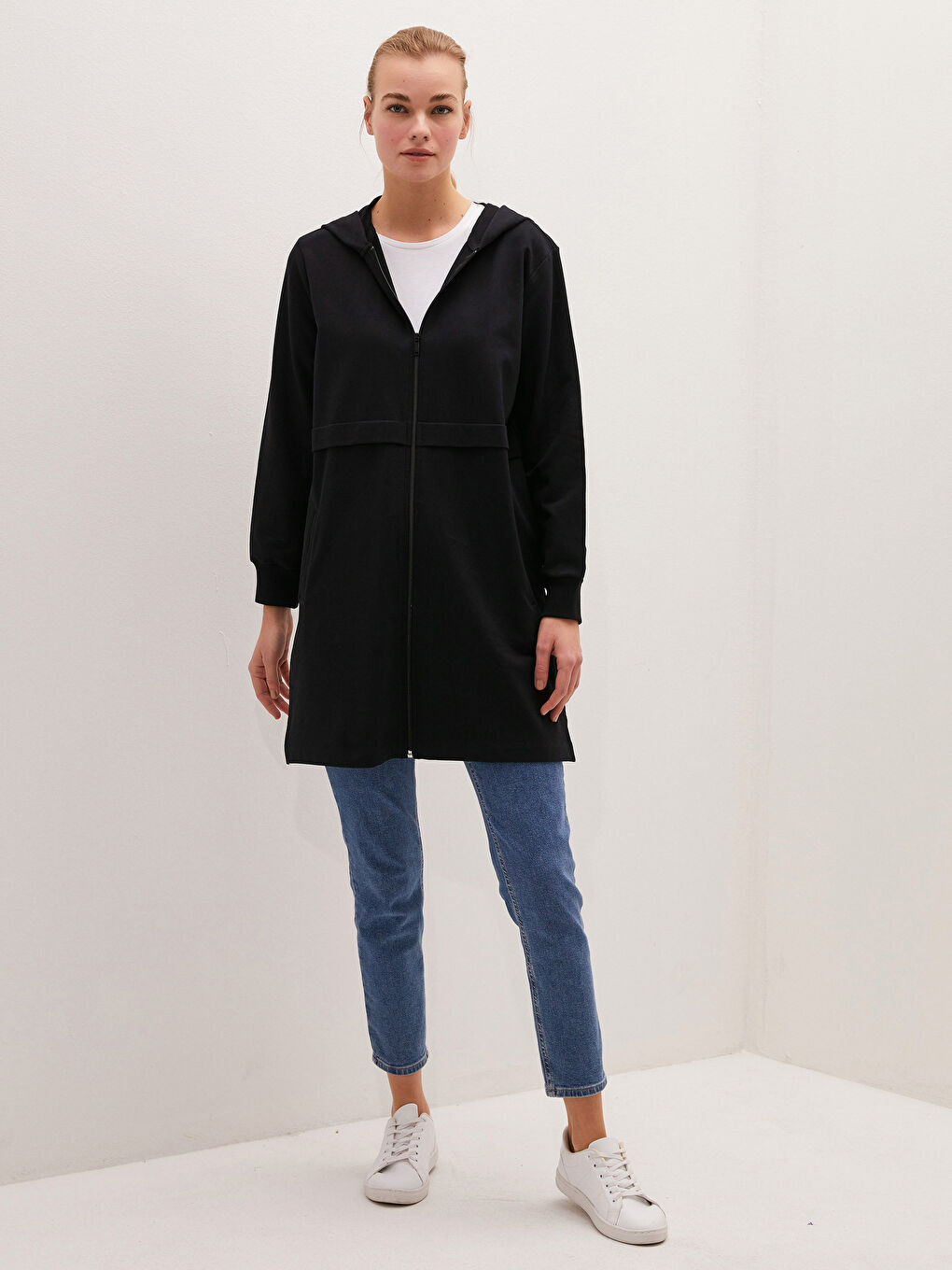 Hooded Collar Straight Zipper Closure Long Sleeve Women's Cardigan-2