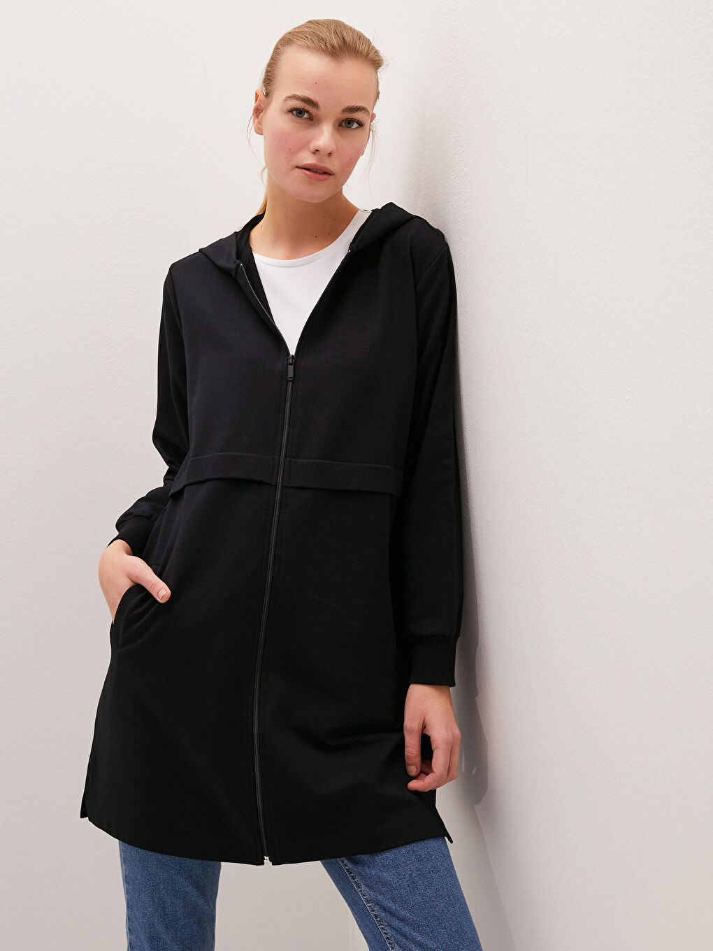 Hooded Collar Straight Zipper Closure Long Sleeve Women's Cardigan-5