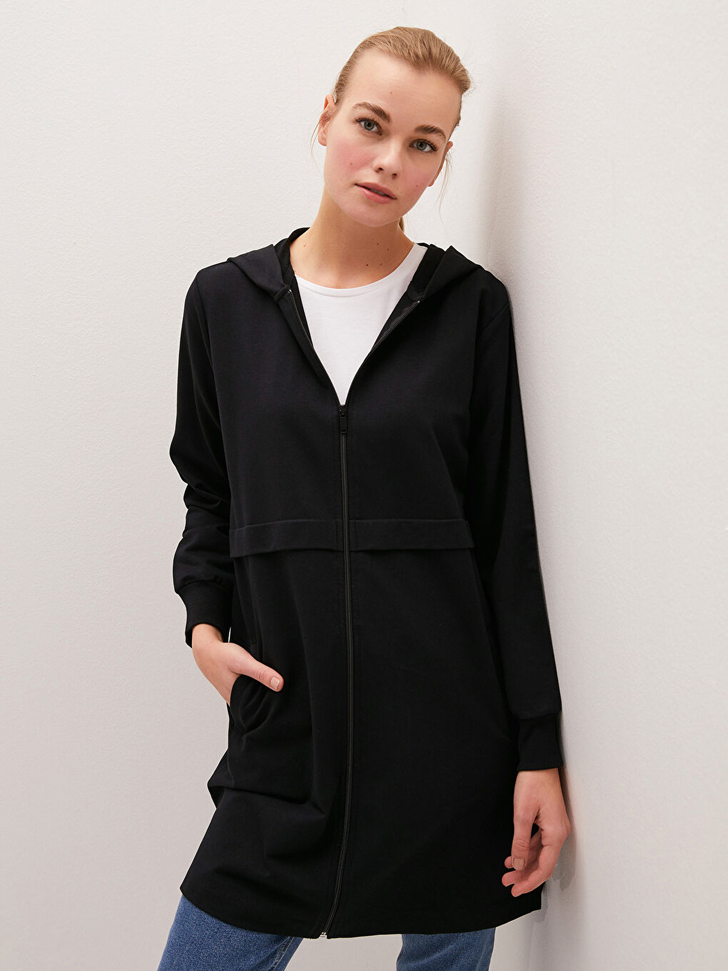 Hooded Collar Straight Zipper Closure Long Sleeve Women's Cardigan