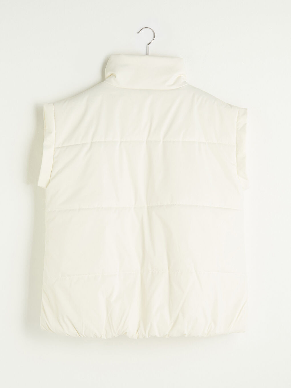 Bej Dik Yaka Kolsuz Fermuarlı Kadın Şişme Yelek-8