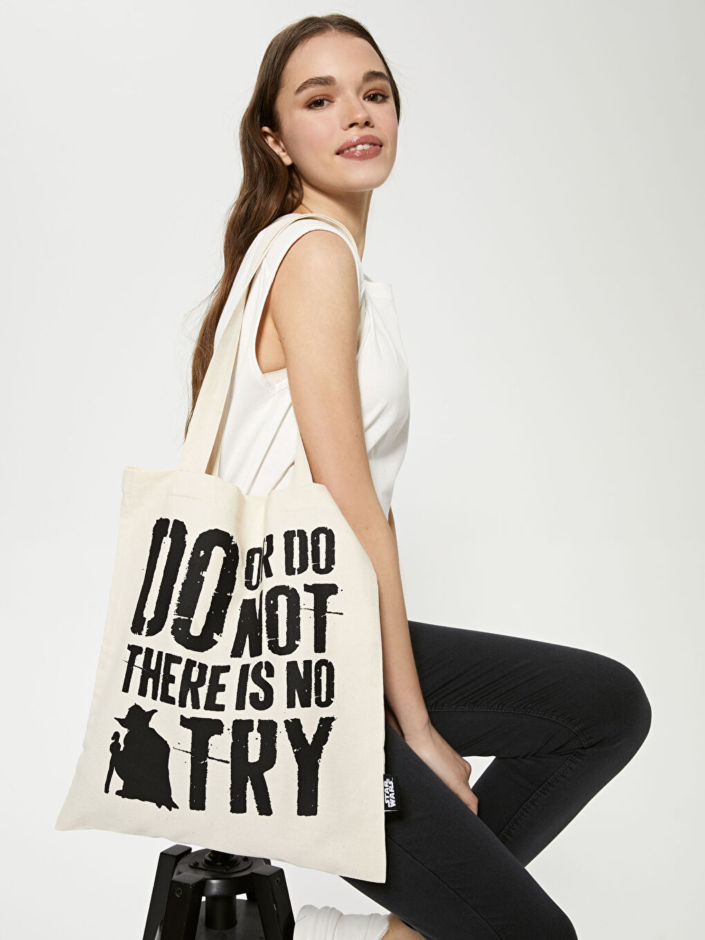 Siyah Baskılı Alışveriş Çantası