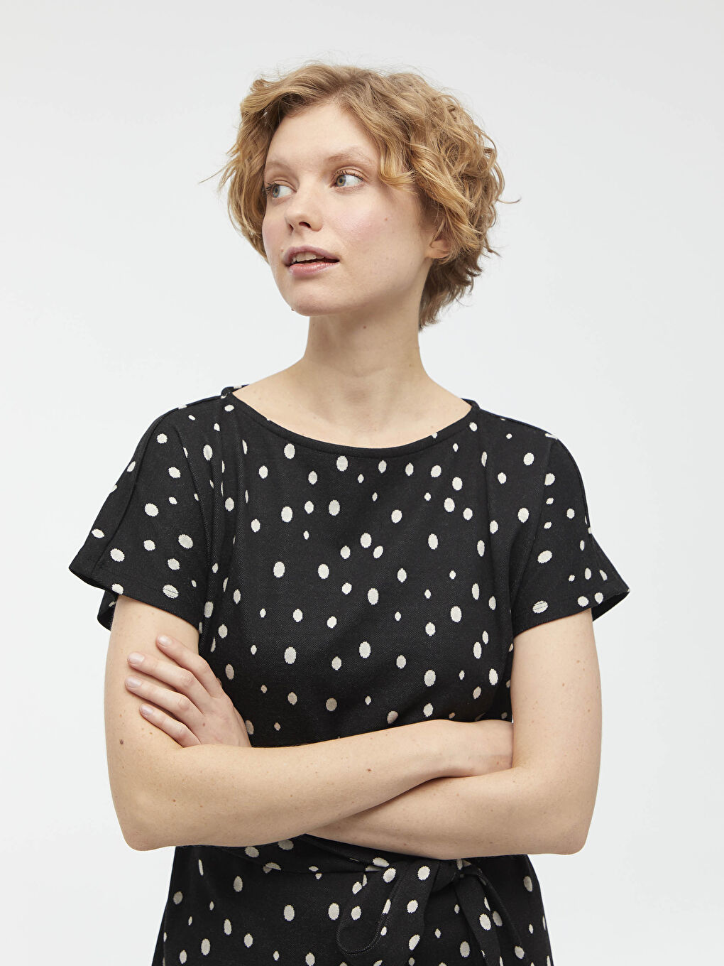 Rochie Midi cu Buline și Curea în Talie-2