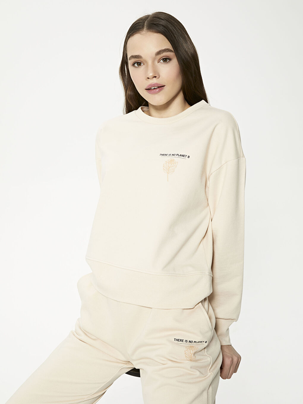 Sweat-shirt à manches longues imprimé avec slogan et col rond pour Femmes-4