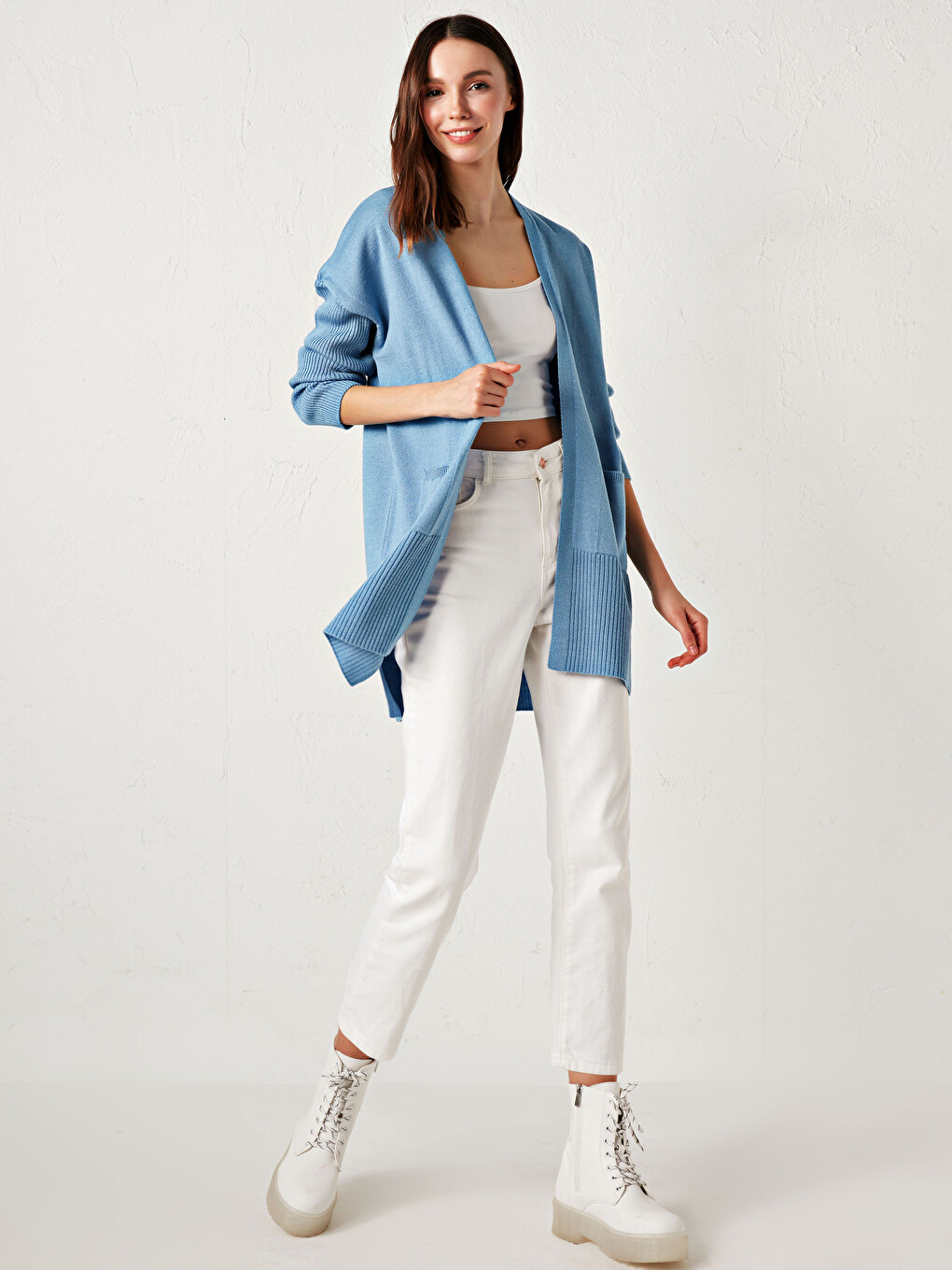 Self Patterned Thin V Neck Knitwear Cardigan-3