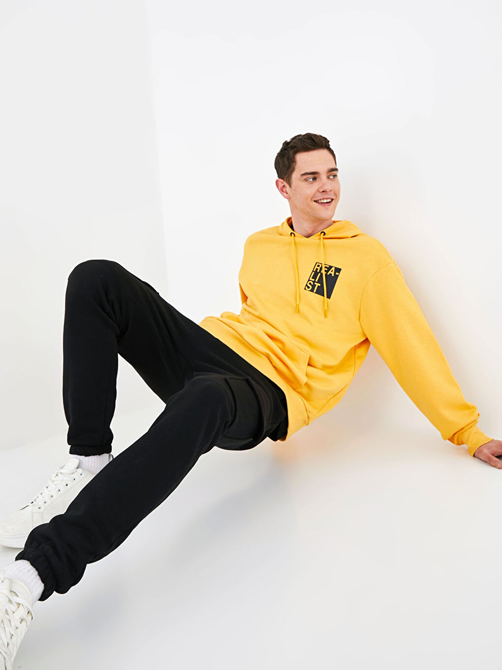 Siyah Standart Kalıp Kargo Eşofman Altı-3