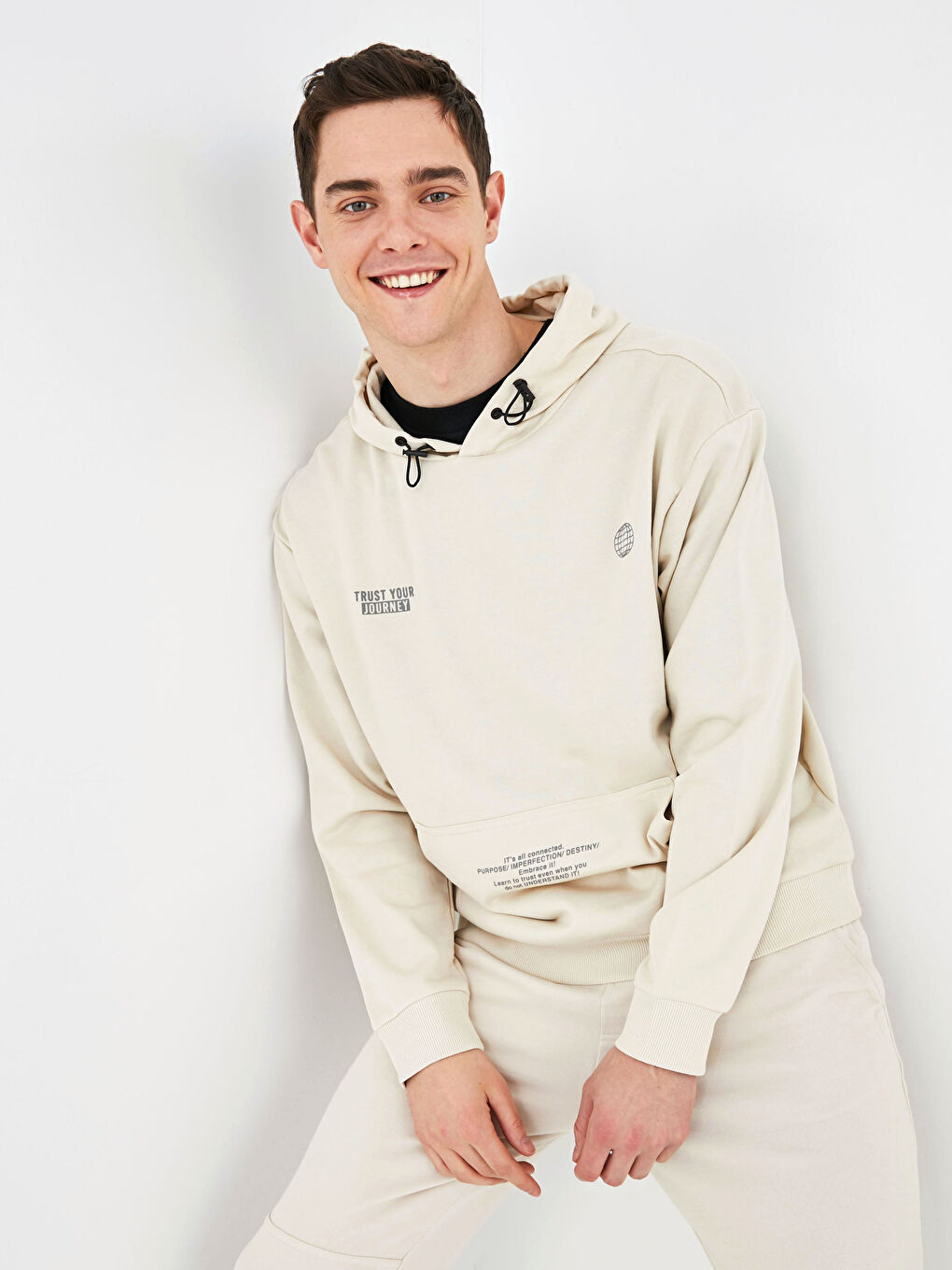 Bej Oversize Baskılı Erkek Hoodie-1