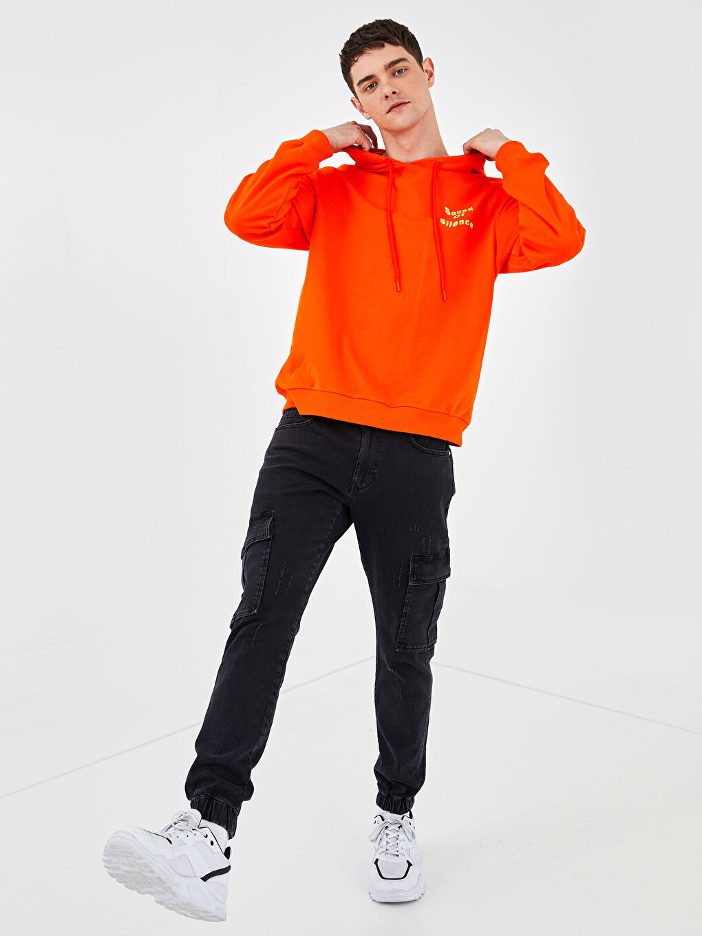 Turuncu Uzun Kollu Baskılı Erkek Hoodie-2