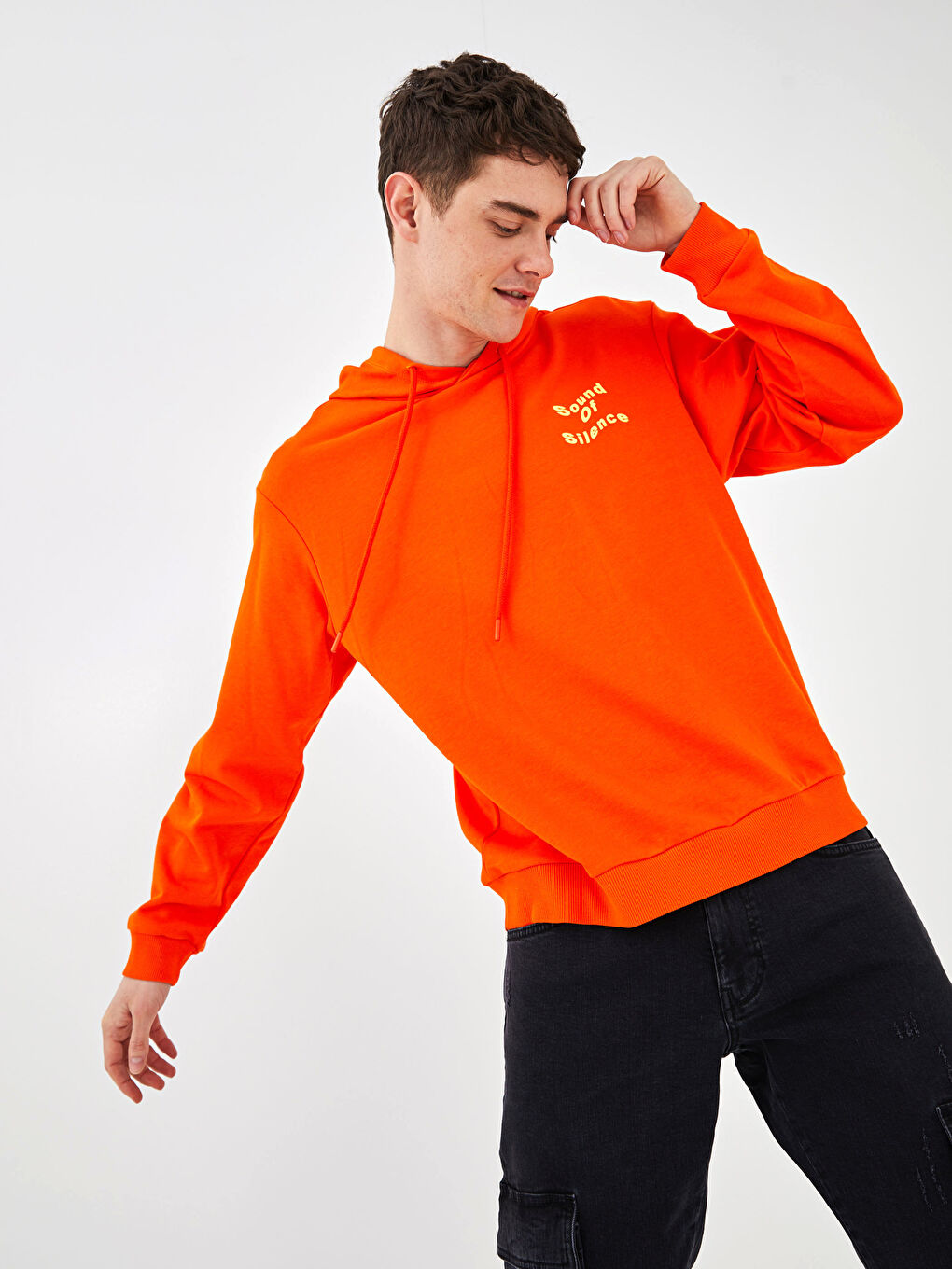 Turuncu Uzun Kollu Baskılı Erkek Hoodie-1