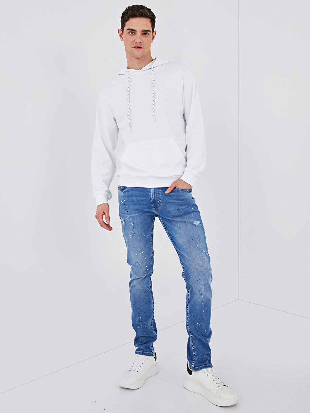 Beyaz Uzun Kollu Erkek Hoodie-3