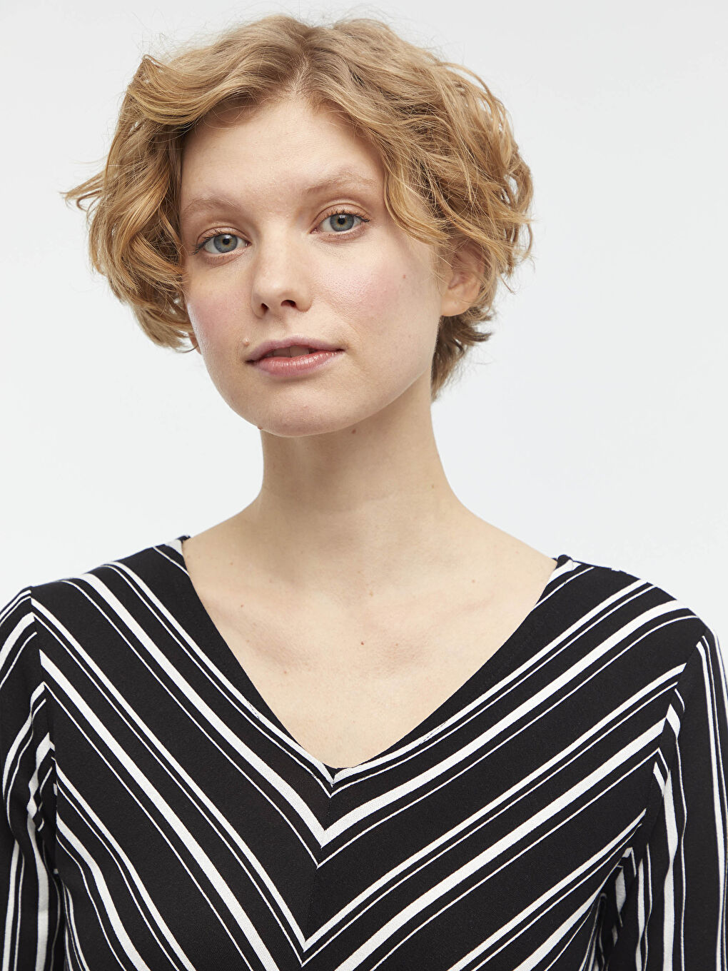 Siyah Çizgili Uzun Viskon Kadın Elbise-3