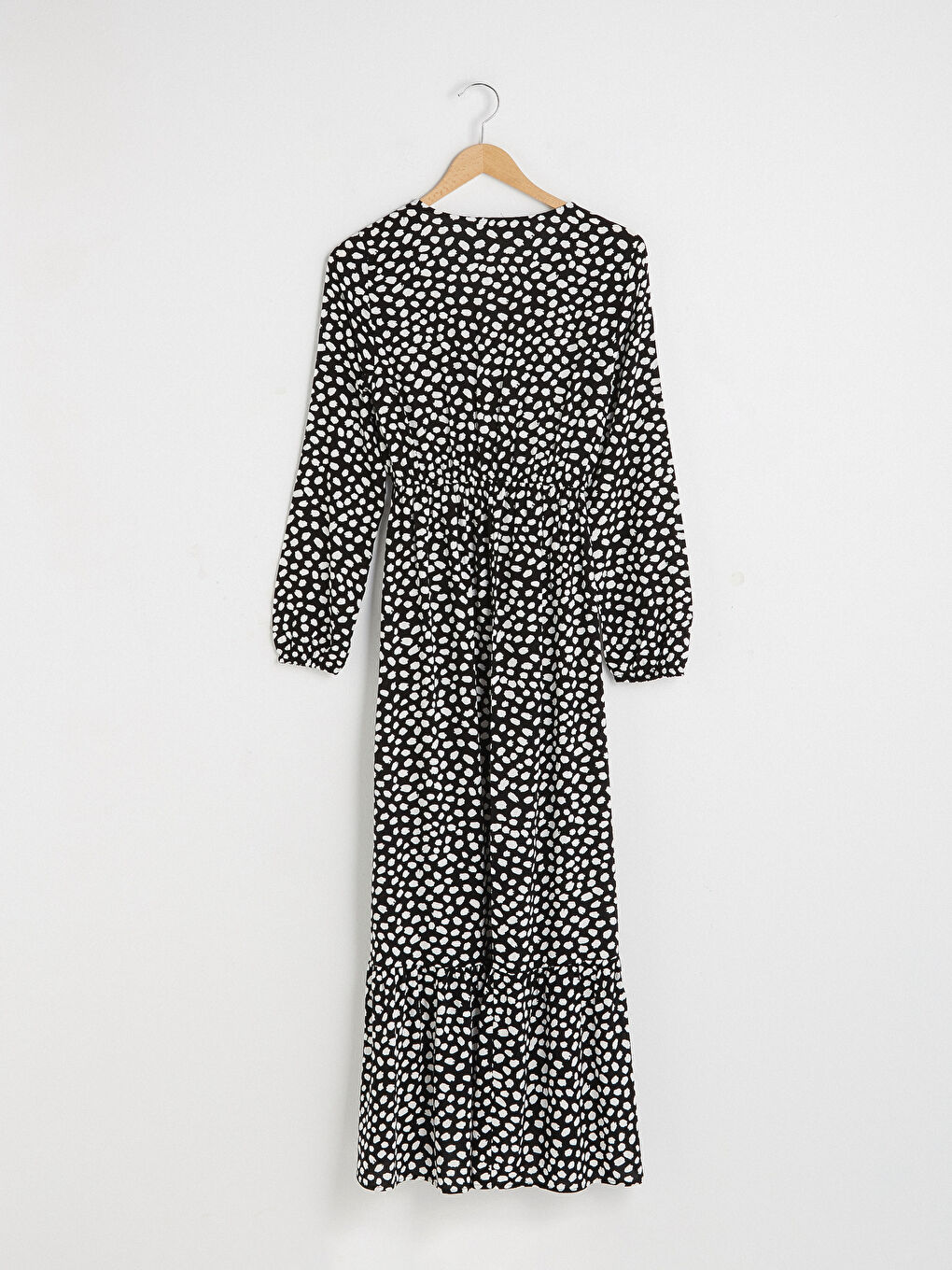 فستان نسائي من قماش الفيسكوز بياقة على شكل حرف V ونقشة وأكمام طويلة-6