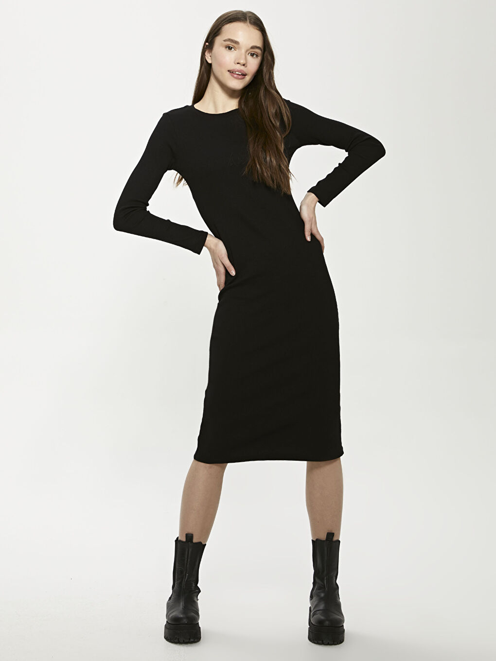 Robe Côtelée à Manches Longues Droite pour Femmes à Col Rond-3