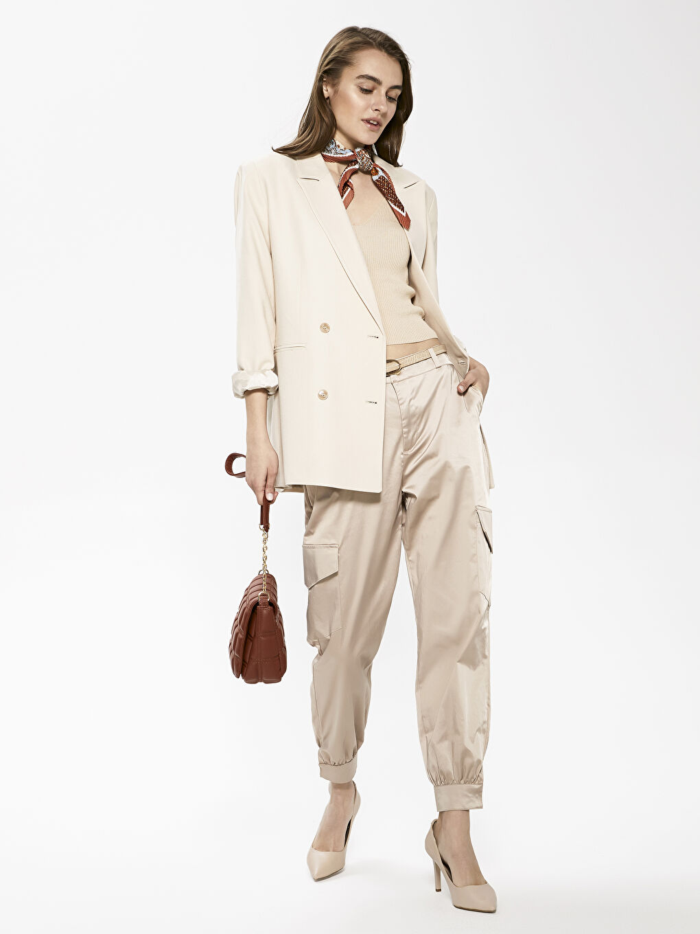 Women's Satin Jogger Trousers With Pocket Detail-5