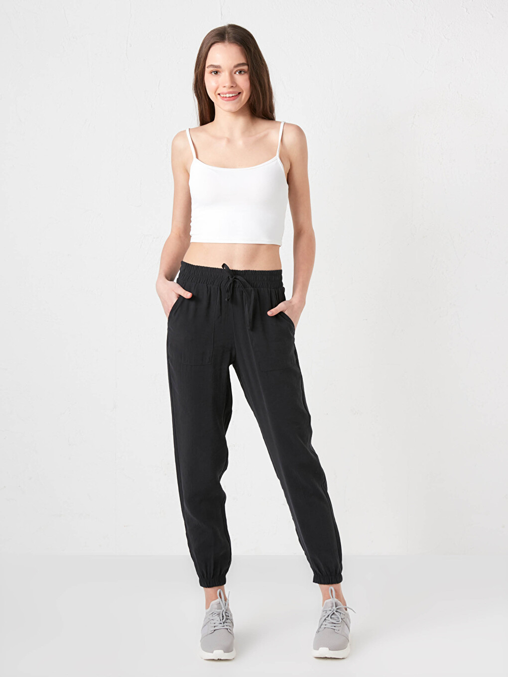 Women's Modal Jogger Trousers With Pocket And Elastic Waist