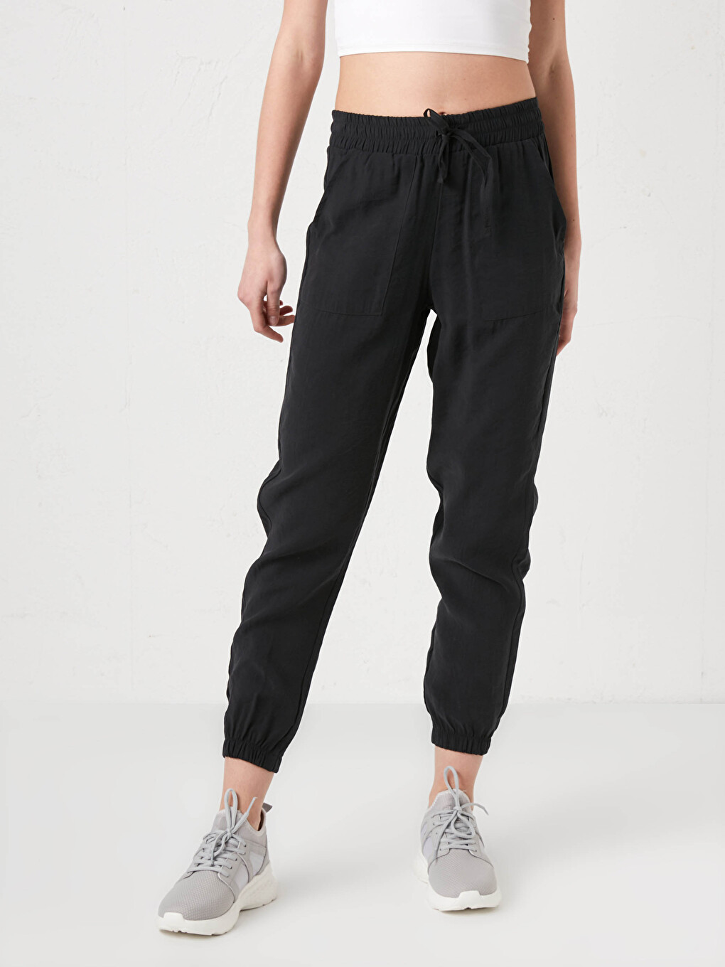Women's Modal Jogger Trousers With Pocket And Elastic Waist-2