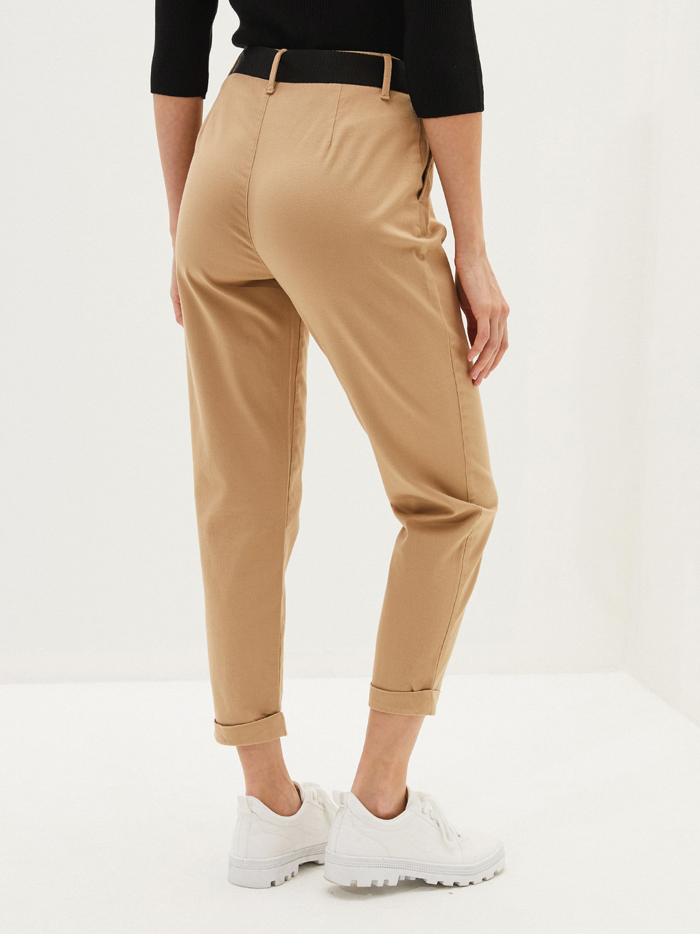 Belted Gabardine Carrot Trousers-3