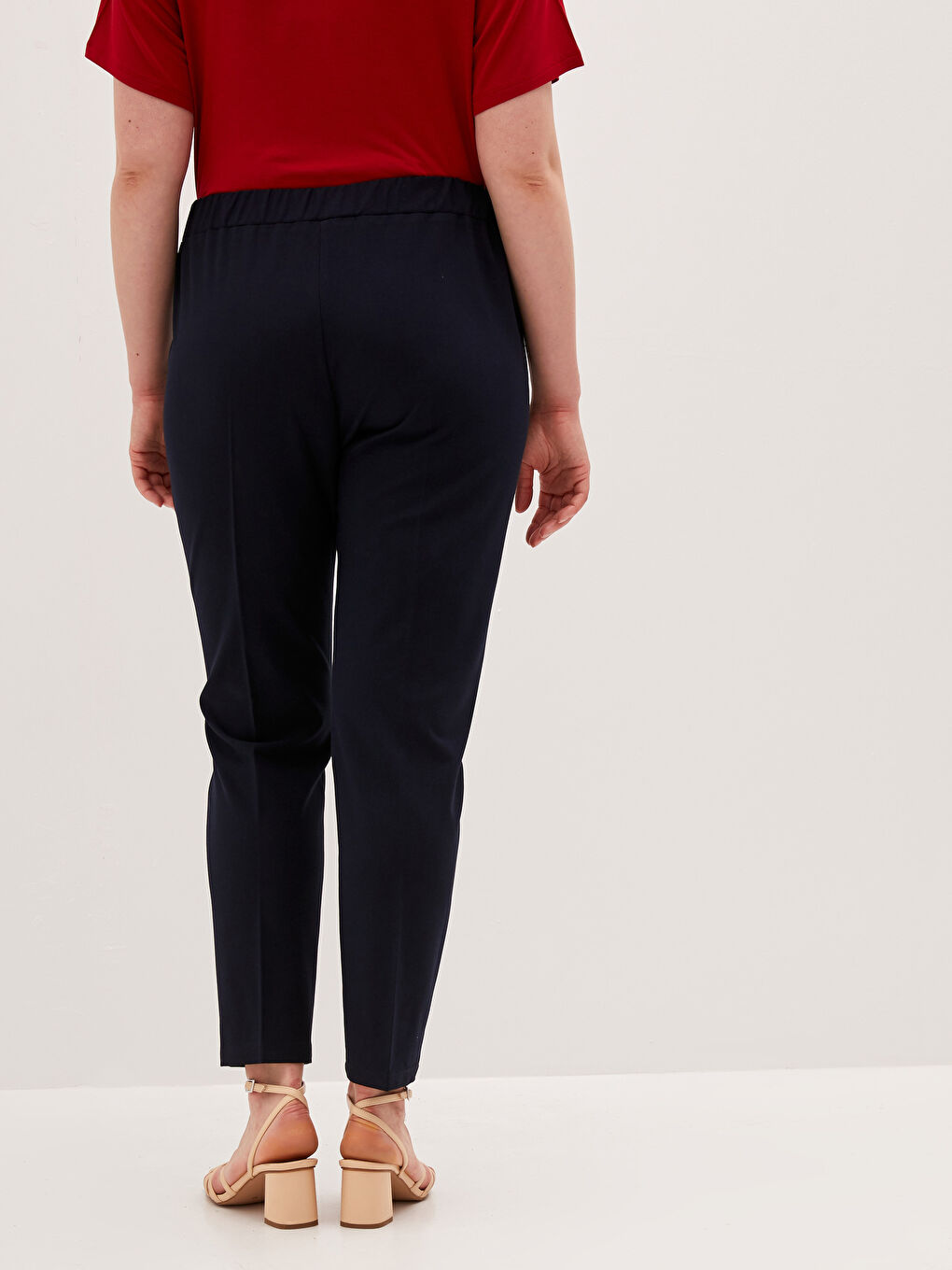 Lacivert Beli Lastikli Düğme Detaylı Pantolon-4