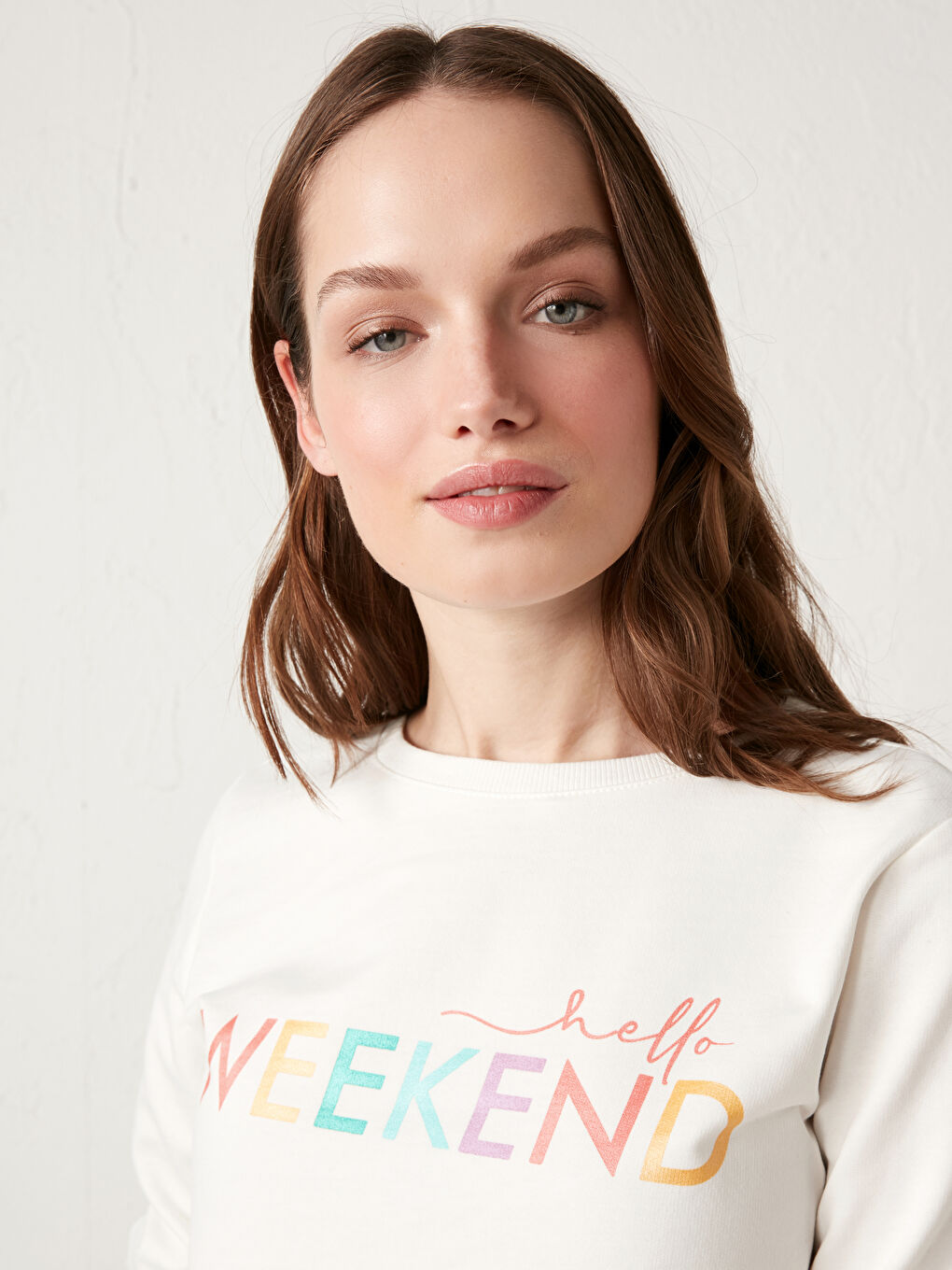 Ekru Bisiklet Yaka Baskılı Sweatshirt-1