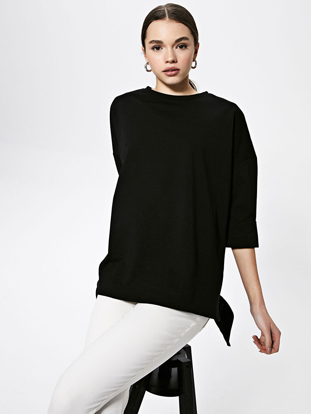 Siyah Bisiklet Yaka Düz Kısa Kollu Kadın Sweatshirt-6