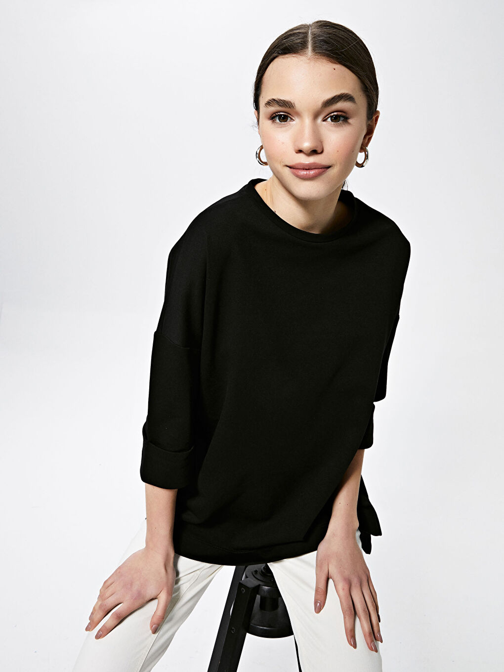 Siyah Bisiklet Yaka Düz Kısa Kollu Kadın Sweatshirt-7